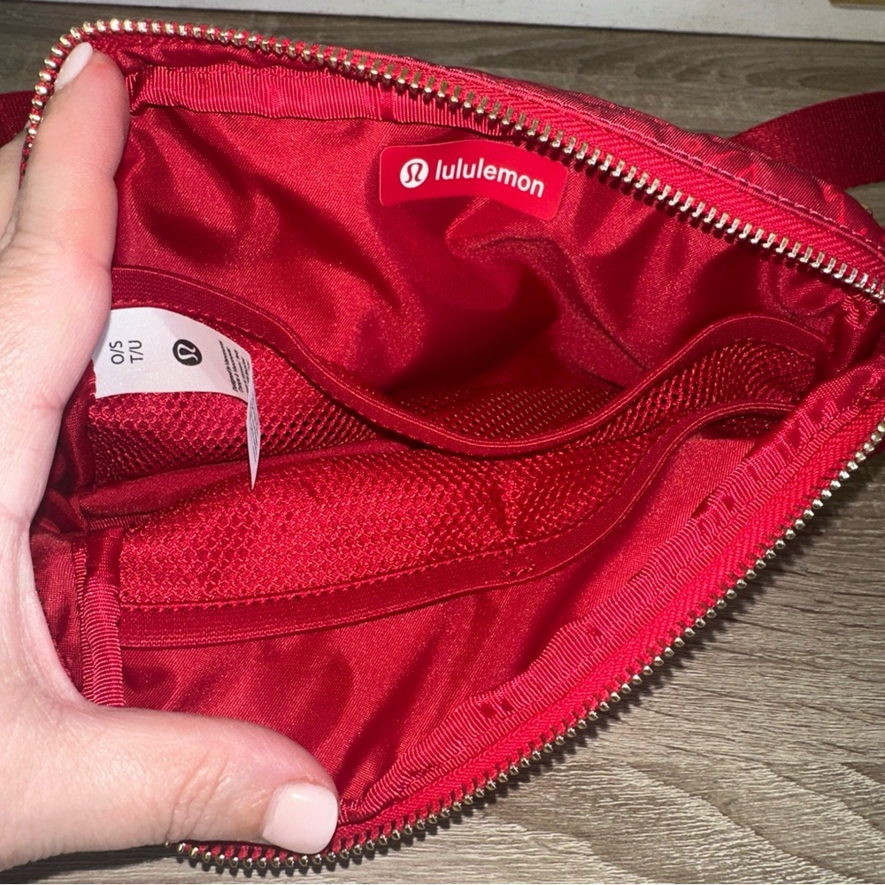 Lululemon Year of The Snake Bag Limited Edition Never Used NWOT - Picture 8 of 13